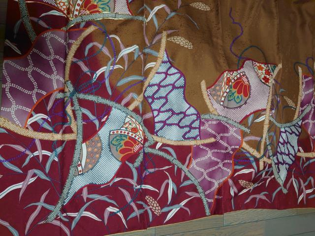 §USED、振袖、暈し染め、扇面花唐草吉祥鹿の子文 < 女性ファッション  §USED、振袖、暈し染め、扇面花唐草吉祥鹿の子文 < 女性ファッションの