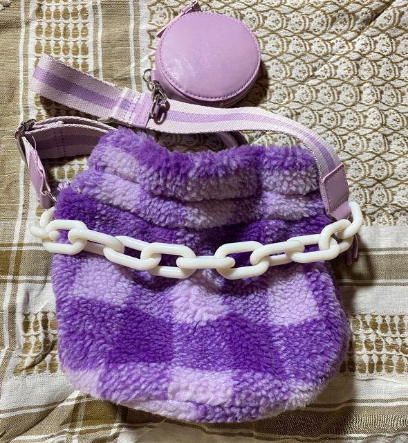 フェイクシアリングドローストリングバッグ ワンシーズン使用しました。 ライトパープル H&M < ブランド  フェイクシアリングドローストリングバッグ ワンシーズン使用しました。 ライトパープル H&M < ブランドの