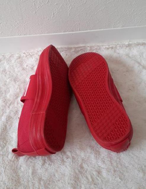 新品■2way 紐なし レッド 赤 テキストデザイン スニーカー スリッポン◆M < 女性ファッション  新品■2way 紐なし レッド 赤 テキストデザイン スニーカー スリッポン◆M < 女性ファッションの