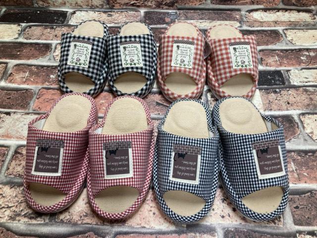 送料無料!訳あり限定特価!今季新柄ニューバージョン!足裏刺激ツボ押し付き健康ダイエットサンダル(4種から)1足 < インテリア/ライフ  送料無料!訳あり限定特価!今季新柄ニューバージョン!足裏刺激ツボ押し付き健康ダイエットサンダル(4種から)1足  < インテリア/ライフの