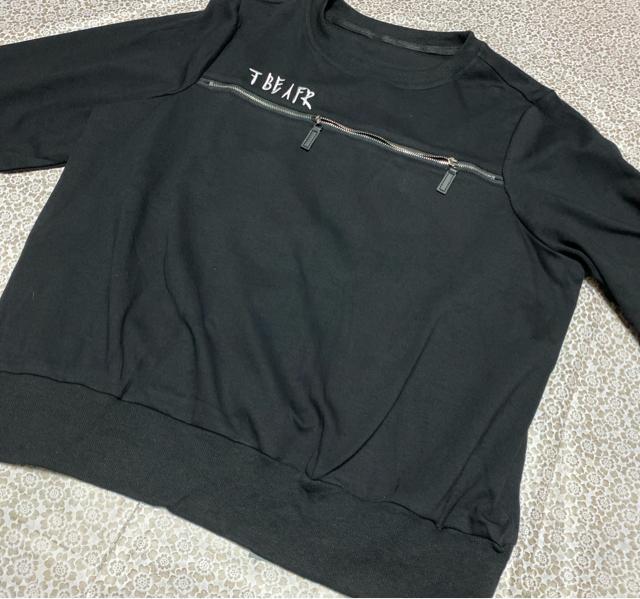 トレーナー 飾りファスナー 刺繍英字 長袖 ブラック 大きいサイズ < 女性ファッション  トレーナー 飾りファスナー 刺繍英字 長袖 ブラック 大きいサイズ < 女性ファッションの