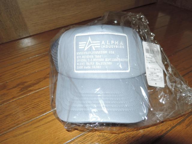新品 ALPHA INDUSTRIES アルファ インダストリーズ  ツイル メッシュキャップ D.GRAY ロゴLOGO CAP < ブランド  新品 ALPHA INDUSTRIES アルファ インダストリーズ  ツイル メッシュキャップ D.GRAY ロゴLOGO CAP < ブランドの
