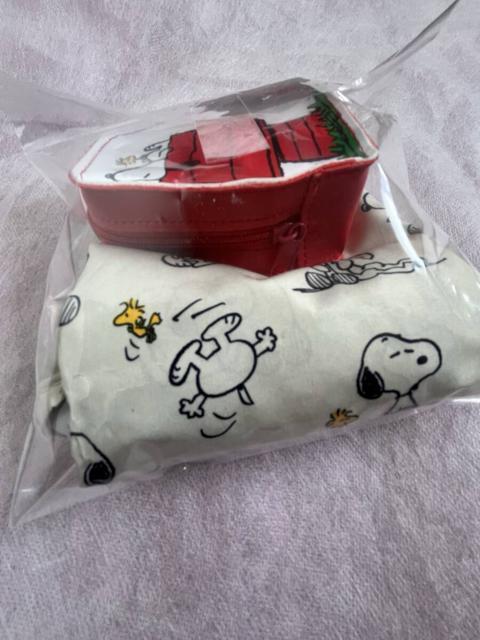 4個セット!DHC スヌーピー エコバッグ!チャーム付き!新品!景品!非売品!同じの4個です。 < 女性ファッション  4個セット!DHC スヌーピー エコバッグ!チャーム付き!新品!景品!非売品!同じの4個です。 < 女性ファッションの