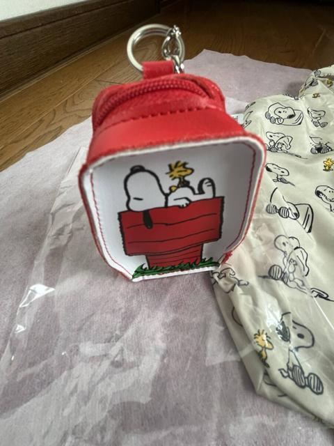 4個セット!DHC スヌーピー エコバッグ!チャーム付き!新品!景品!非売品!同じの4個です。 < 女性ファッション  4個セット!DHC スヌーピー エコバッグ!チャーム付き!新品!景品!非売品!同じの4個です。 < 女性ファッションの