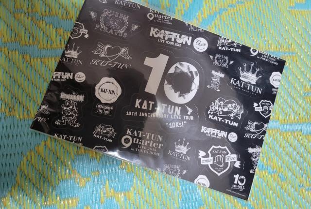 新品未使用 KAT-TUN ステッカー バッジ < タレントグッズ  新品未使用 KAT-TUN ステッカー バッジ < タレントグッズの