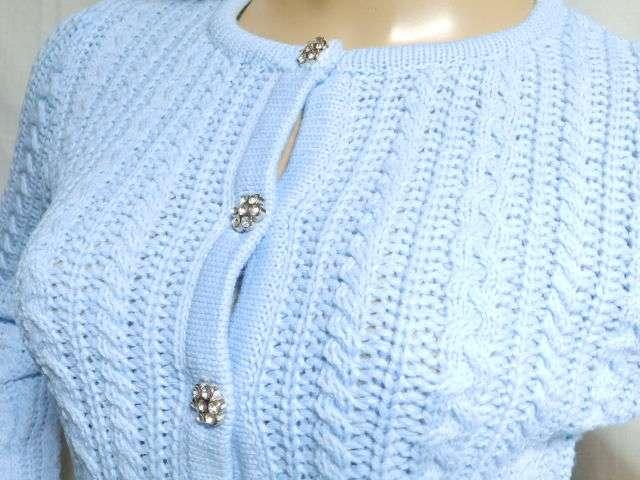 【CECIL McBEE/セシルマクビー】花柄ラインストーン釦♪ケーブルニット カーディガン < ブランド 【CECIL McBEE/セシルマクビー】花柄ラインストーン釦♪ケーブルニット カーディガン < ブランドの