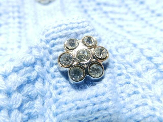 【CECIL McBEE/セシルマクビー】花柄ラインストーン釦♪ケーブルニット カーディガン < ブランド 【CECIL McBEE/セシルマクビー】花柄ラインストーン釦♪ケーブルニット カーディガン < ブランドの