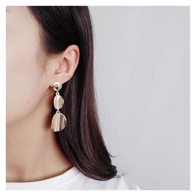 限定390円セール★新作 三つメタルプレートピアス ゴールド < 女性アクセサリー/時計  限定390円セール★新作 三つメタルプレートピアス ゴールド < 女性アクセサリー/時計の