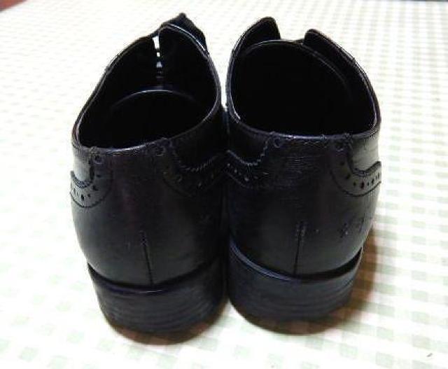 ◆jule シューズ 22 1/2 ブラック ローファー 中古品 < 女性ファッション  ◆jule シューズ 22 1/2 ブラック ローファー 中古品 < 女性ファッションの