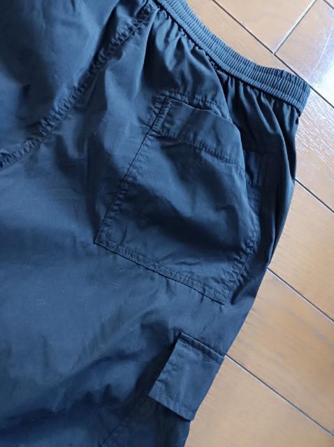 大人気★ユニクロ★イージーカーゴパンツ丈長め★定価4000円新品同様★人気黒★パラシュートパンツ★ < ブランド  大人気★ユニクロ★イージーカーゴパンツ丈長め★定価4000円新品同様★人気黒★パラシュートパンツ★ < ブランドの