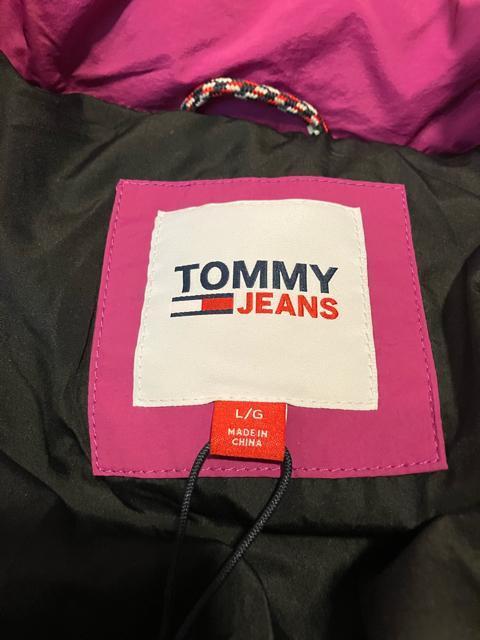 TOMMY JEANS ダウンJK サイズ L ショッキングピンク モコモコ トミーヒルフィガー ショッキングピンク < ブランド TOMMY JEANS ダウンJK サイズ L ショッキングピンク モコモコ トミーヒルフィガー ショッキングピンク < ブランドの