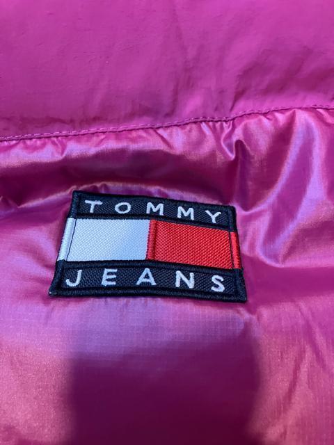 TOMMY JEANS ダウンJK サイズ L ショッキングピンク モコモコ トミーヒルフィガー ショッキングピンク < ブランド TOMMY JEANS ダウンJK サイズ L ショッキングピンク モコモコ トミーヒルフィガー ショッキングピンク < ブランドの