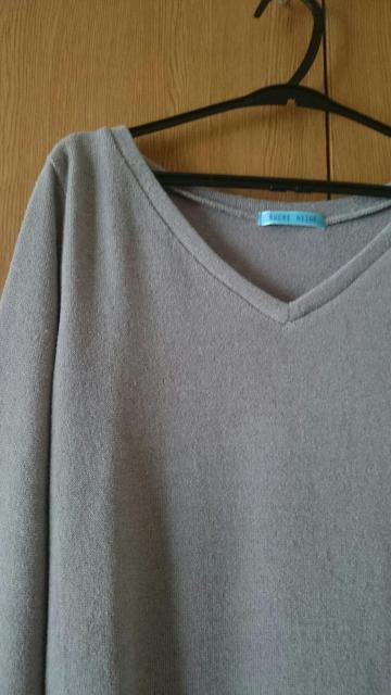 未使用★綿ニット風Vネックトップス★美シルエット★ < 女性ファッション  未使用★綿ニット風Vネックトップス★美シルエット★ < 女性ファッションの