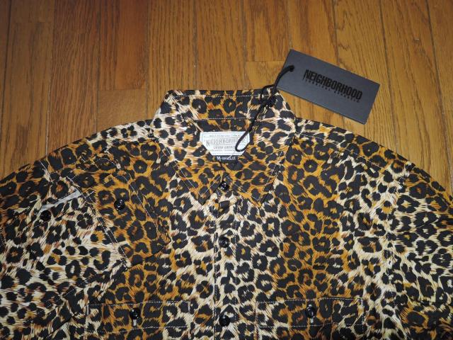 新品 NEIGHBORHOOD ネイバーフッド レオパード柄シャツ M ヒョウ柄 長袖シャツ 豹 HEAD LIGHT.LEO < ブランド 新品 NEIGHBORHOOD ネイバーフッド レオパード柄シャツ M ヒョウ柄 長袖シャツ 豹 HEAD LIGHT.LEO < ブランドの
