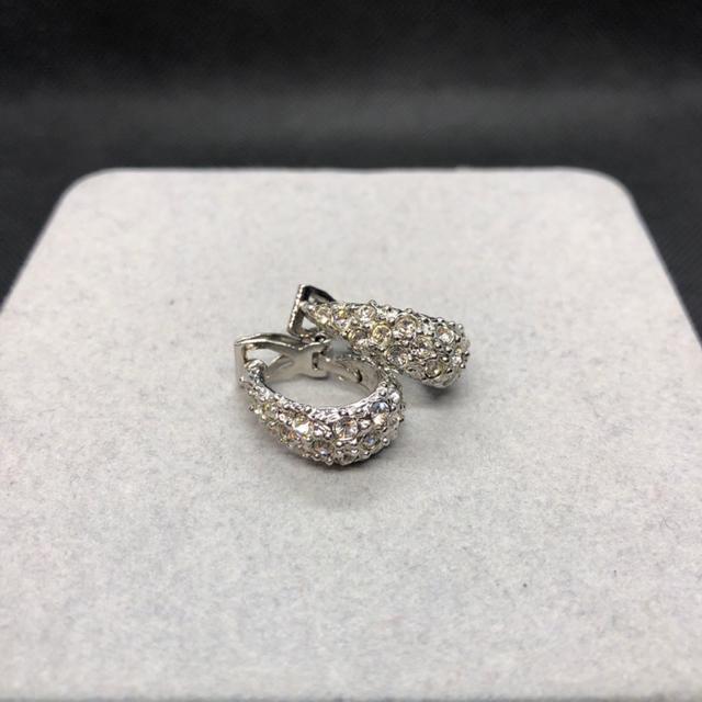 即決 シルバーカラー イヤリング < 女性アクセサリー/時計  即決 シルバーカラー イヤリング  < 女性アクセサリー/時計の