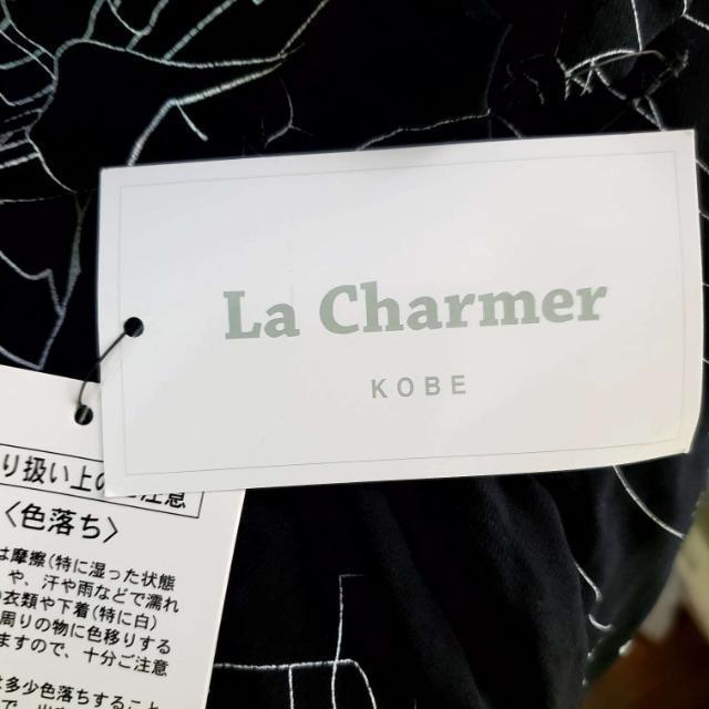 込み★新品★ラ・チャーマー★ゆったり使用!柄ロングブラウス★ < 女性ファッション  込み★新品★ラ・チャーマー★ゆったり使用!柄ロングブラウス★ < 女性ファッションの