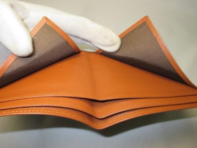 美品 LOEWE ロエベ 二つ折り札入れ財布 レザー ブラウン(キャメル) 中古本物 < ブランド 美品 LOEWE ロエベ 二つ折り札入れ財布 レザー ブラウン(キャメル) 中古本物 < ブランドの