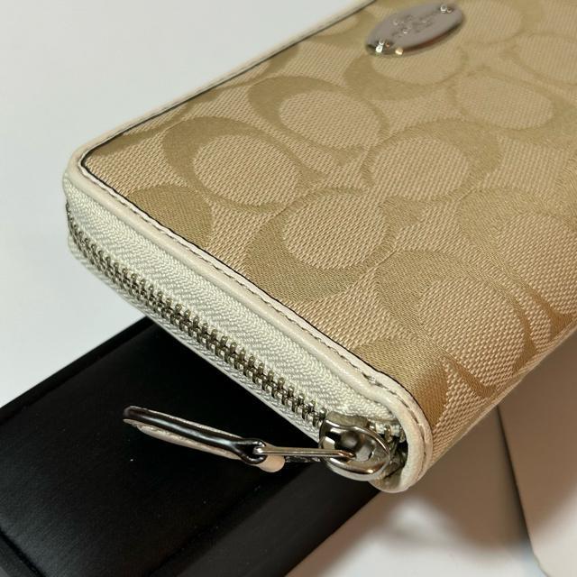 美品 coach コーチ 長財布 キャンバス ラウンドジップ C1544 ベージュ < ブランド 美品 coach コーチ 長財布 キャンバス ラウンドジップ C1544 ベージュ < ブランドの