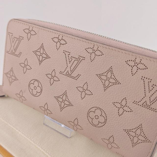 LOUIS VUITTON ���z �� �u�����h�� 