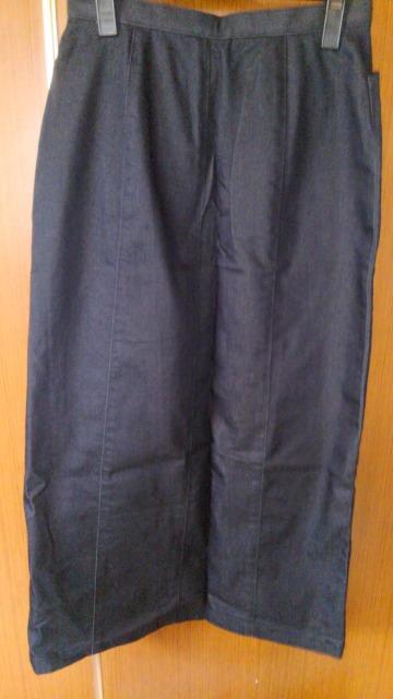 H 紺色のロングスカート < 女性ファッション  H 紺色のロングスカート < 女性ファッションの