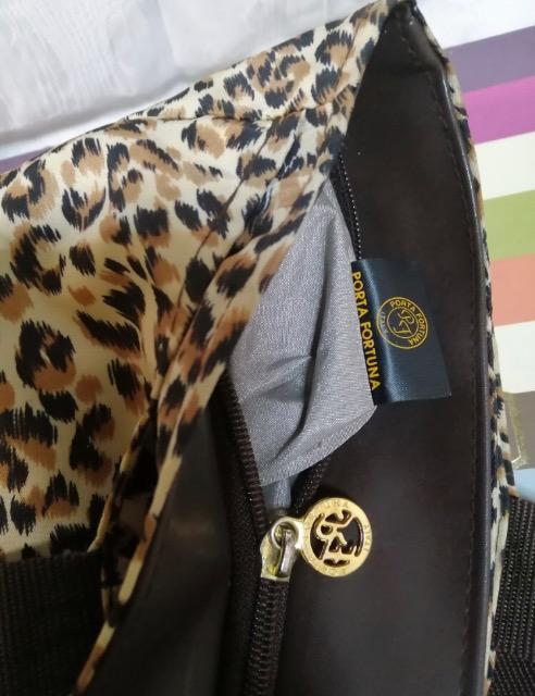 ★特価ポーチ付きエコバッグマイバッグ軽量極美品ヒョウ柄トートバッグ多収納頑丈マルチポーチ付き大活躍オシャレ 肩掛け大容量激安★ < 女性ファッション  ★特価ポーチ付きエコバッグマイバッグ軽量極美品ヒョウ柄トートバッグ多収納頑丈マルチポーチ付き大活躍オシャレ 肩掛け大容量激安★ < 女性ファッションの