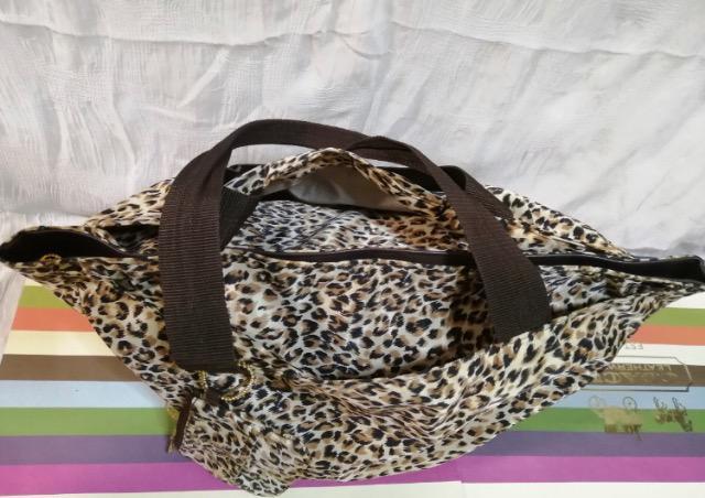 ★特価ポーチ付きエコバッグマイバッグ軽量極美品ヒョウ柄トートバッグ多収納頑丈マルチポーチ付き大活躍オシャレ 肩掛け大容量激安★ < 女性ファッション  ★特価ポーチ付きエコバッグマイバッグ軽量極美品ヒョウ柄トートバッグ多収納頑丈マルチポーチ付き大活躍オシャレ 肩掛け大容量激安★ < 女性ファッションの