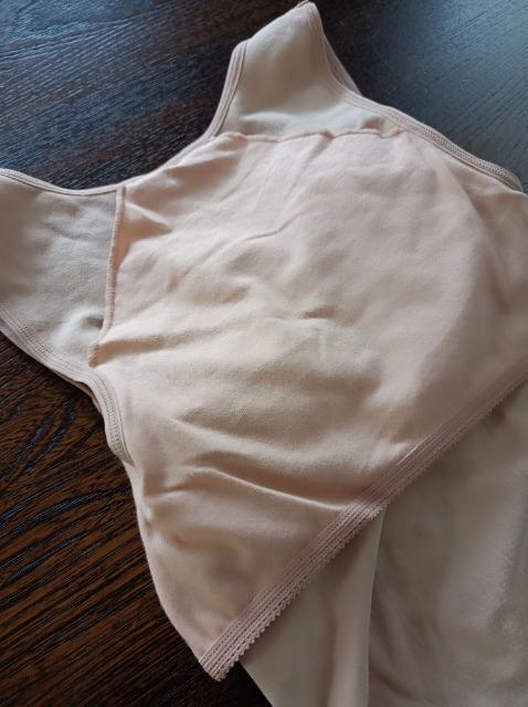 wing★定価4000円.新品タグ付★カップ付きタンク★背中補正バスト&スタイルアップ★伸び伸び柔らか着心地抜群★ワコール送料無料 < 女性ファッション  wing★定価4000円.新品タグ付★カップ付きタンク★背中補正バスト&スタイルアップ★伸び伸び柔らか着心地抜群★ワコール送料無料 < 女性ファッションの