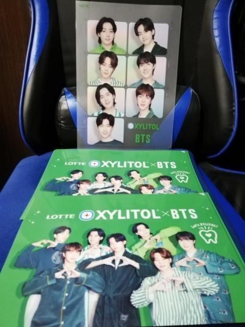 yNAt@CzBTS@3Zbg@LVg[   zr[ 