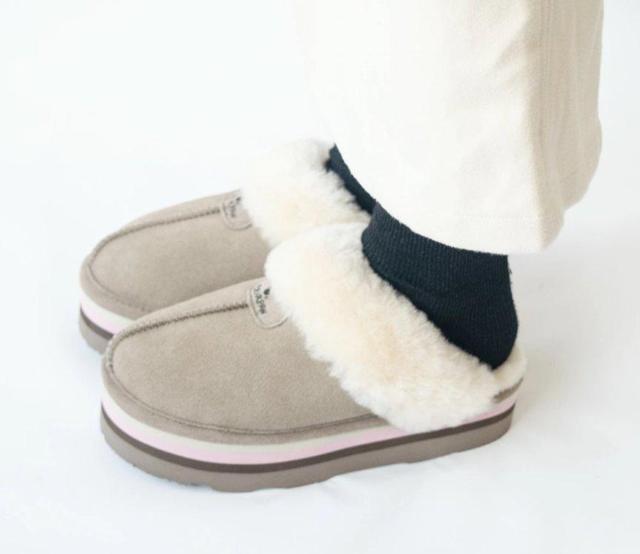 ベアパウ★サボ★靴★23センチ★BEARPAW★送料600〜 < 女性ファッション ベアパウ★サボ★靴★23センチ★BEARPAW★送料600〜 < 女性ファッションの