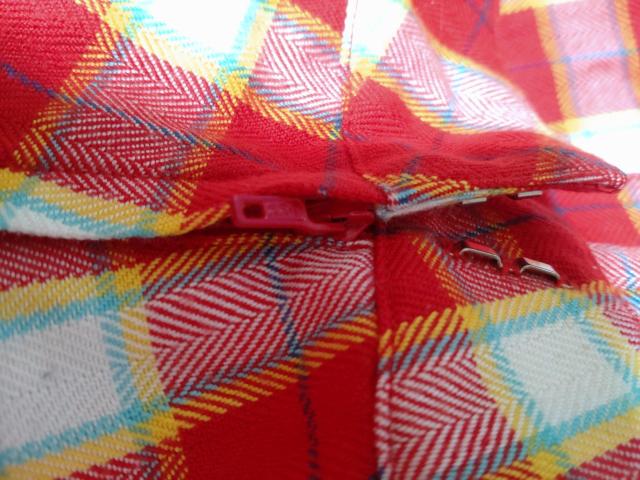 mezzo piano�~�j�X�J�[�g���� �� �u�����h�� 