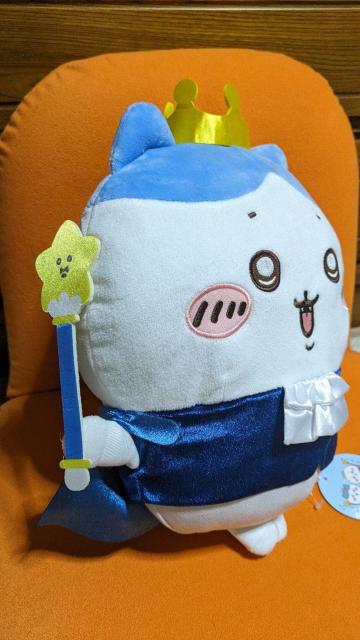 ちいかわ 誕生日なハチワレBIGぬいぐるみ < アニメ/コミック/キャラクター  ちいかわ 誕生日なハチワレBIGぬいぐるみ < アニメ/コミック/キャラクターの