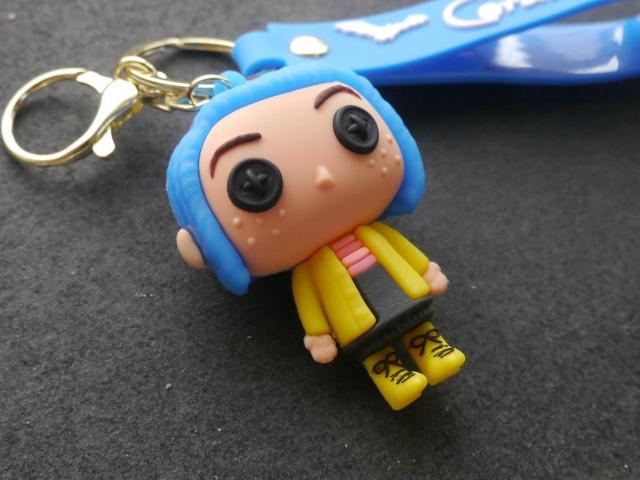 新品 コララインとボタンの魔女 キーホルダー バッグチャーム < ホビー  新品 コララインとボタンの魔女 キーホルダー バッグチャーム < ホビーの