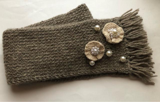 ハンドメイド マフや 一巻き用 ウール100% モチーフ パールビーズ < 女性ファッション  ハンドメイド マフや 一巻き用 ウール100% モチーフ パールビーズ < 女性ファッションの