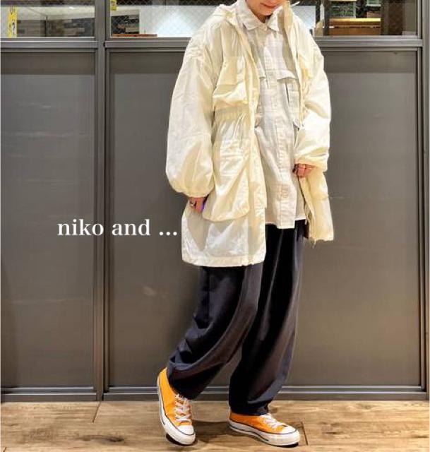 新品 niko and ...★薄手カジュアルブルゾン < 女性ファッション  新品 niko and ...★薄手カジュアルブルゾン < 女性ファッションの