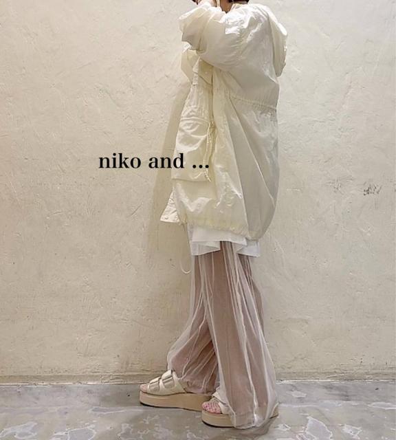 新品 niko and ...★薄手カジュアルブルゾン < 女性ファッション  新品 niko and ...★薄手カジュアルブルゾン < 女性ファッションの