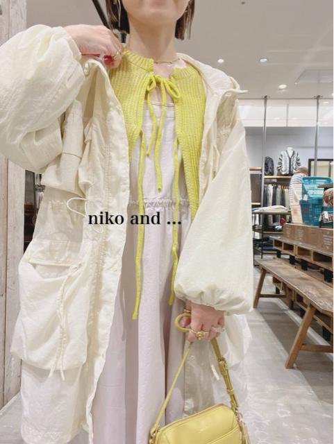 新品 niko and ...★薄手カジュアルブルゾン < 女性ファッション  新品 niko and ...★薄手カジュアルブルゾン < 女性ファッションの