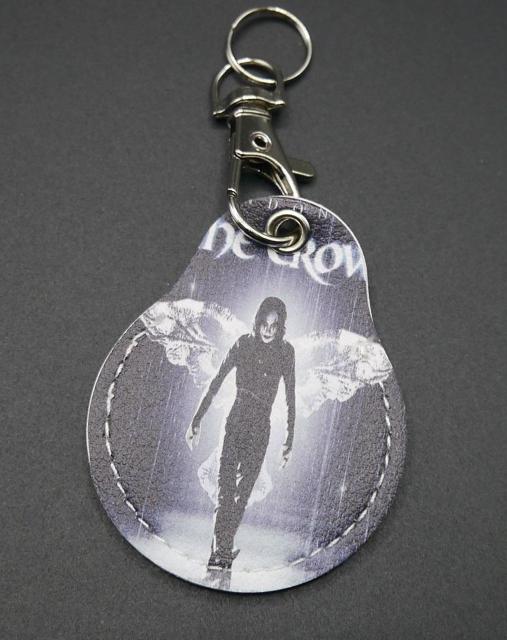 新品 The Crow クロウ/飛翔伝説 ブランドン・リー キーホルダー < ホビー 新品 The Crow クロウ/飛翔伝説 ブランドン・リー キーホルダー < ホビーの
