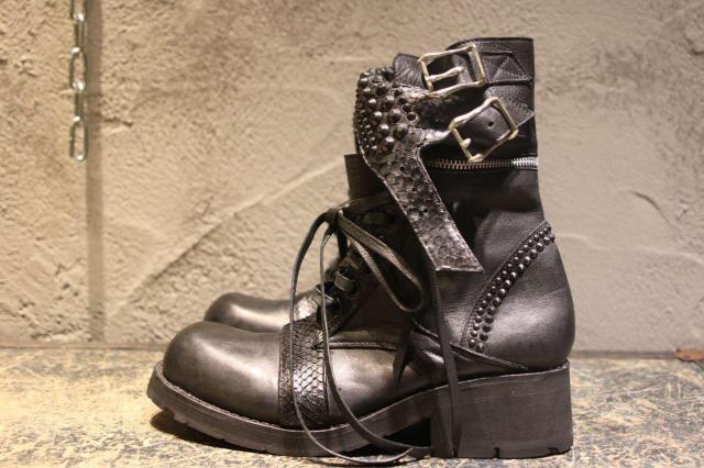 ViKMRiiP@CHROME ZIPBOOTS 2