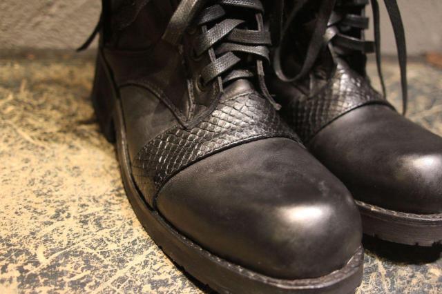 ViKMRiiP@CHROME ZIPBOOTS 2