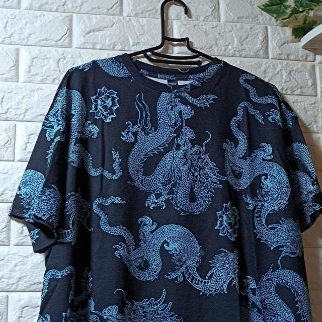 新品★ドラゴン総柄半袖ロングワンピ/M < 女性ファッション  新品★ドラゴン総柄半袖ロングワンピ/M < 女性ファッションの