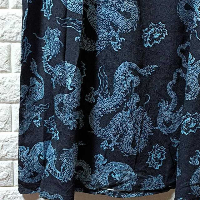 新品★ドラゴン総柄半袖ロングワンピ/M < 女性ファッション  新品★ドラゴン総柄半袖ロングワンピ/M < 女性ファッションの