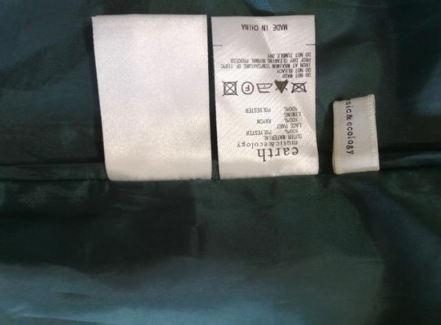 特価★未使用に近いレトロearthmusic&ecologyドットワンピース素敵人気 < ブランド  特価★未使用に近いレトロearthmusic&ecologyドットワンピース素敵人気 < ブランドの