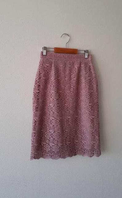 ユニクロ◆ピンクパープル 総レース タイト 台形 スカート◆Sサイズ < ブランド  ユニクロ◆ピンクパープル 総レース タイト 台形 スカート◆Sサイズ  < ブランドの