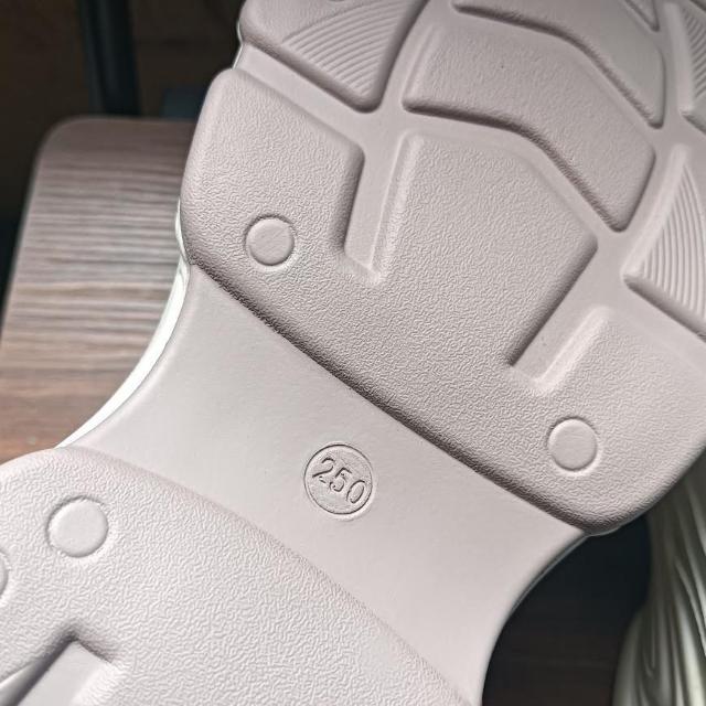 新品 25cm レディース スニーカー ホワイト シューズ 靴 厚底 身長アップ < 女性ファッション  新品 25cm レディース スニーカー ホワイト シューズ 靴 厚底 身長アップ < 女性ファッションの