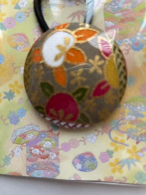 ハンドメイド ヘアゴム 特大 くるみボタン 和柄 < 女性ファッション  ハンドメイド ヘアゴム 特大 くるみボタン 和柄 < 女性ファッションの