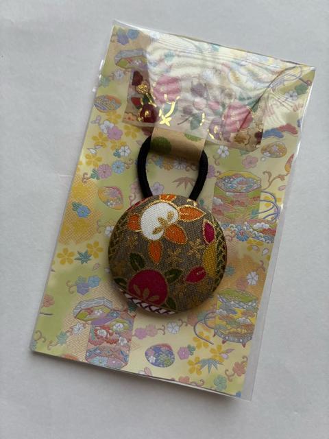 ハンドメイド ヘアゴム 特大 くるみボタン 和柄 < 女性ファッション  ハンドメイド ヘアゴム 特大 くるみボタン 和柄 < 女性ファッションの