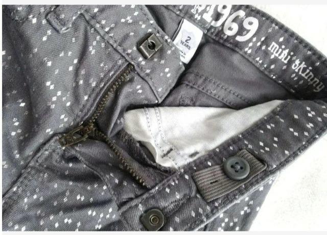 95★baby Gap★箔プリント★キラキラパンツ★長ズボン★美品★送料無料 < キッズ/ベビー  95★baby Gap★箔プリント★キラキラパンツ★長ズボン★美品★送料無料 < キッズ/ベビーの