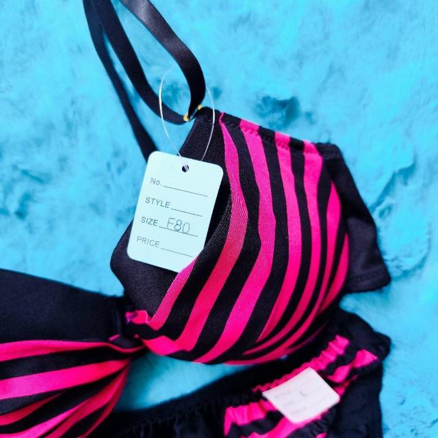 エロカワッ。。F80×L。。。リボンモチーフ水着みたいなブラジャー&ショーツセット。。グラマー大きいサイズボーダーストライプ柄 < 女性ファッション  エロカワッ。。F80×L。。。リボンモチーフ水着みたいなブラジャー&ショーツセット。。グラマー大きいサイズボーダーストライプ柄 < 女性ファッションの