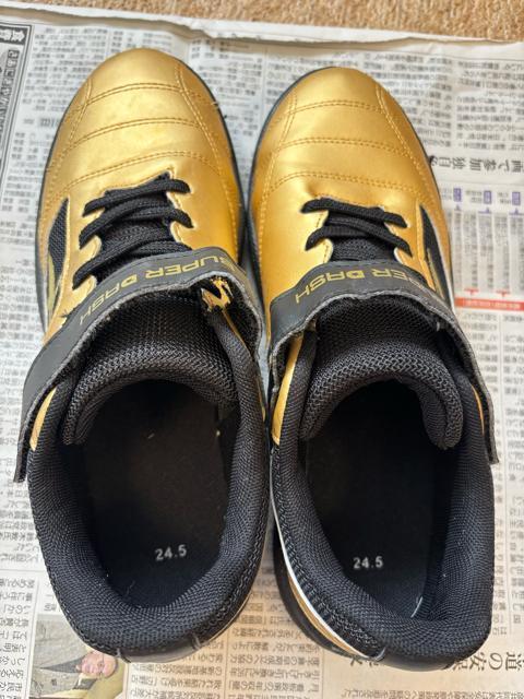 �X�[�p�[�_�b�V���@�T�b�J�[�f�U�C���{�[�C�Y�X�j�[�J�[�^24.5 �� �L�b�Y/�x�r�[�� 