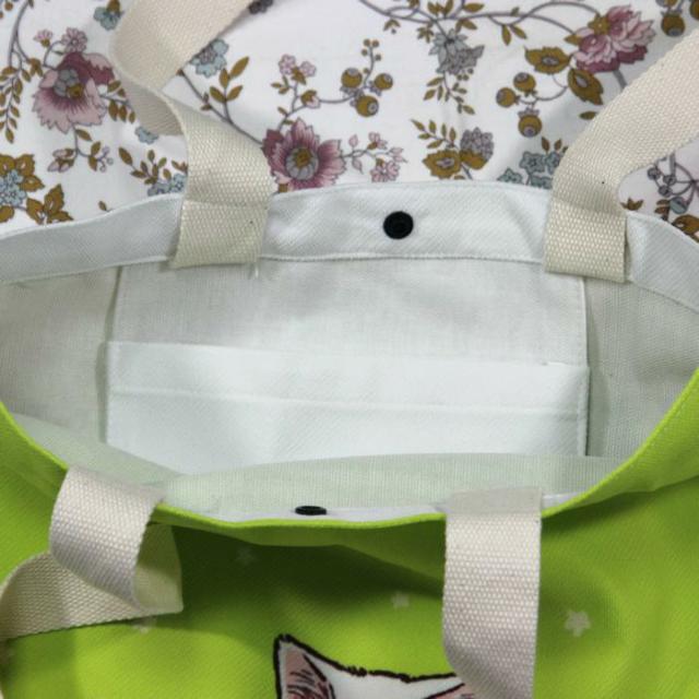 ◆癒しの猫イラストが詰まった猫柄トートバッグ リネン地黄緑 BA07 < 女性ファッション  ◆癒しの猫イラストが詰まった猫柄トートバッグ リネン地黄緑 BA07 < 女性ファッションの